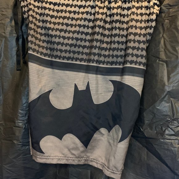 DC Batman Swim trunks - Picture 3 of 4